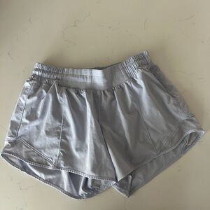 COPY - Lululemon hotty hot shorts 4”